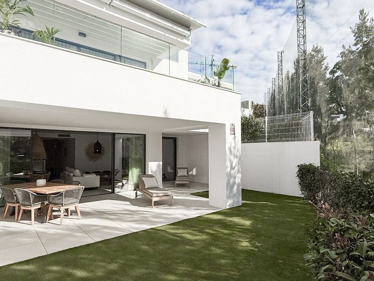 Apartment for Sale in Artola, Malaga 37