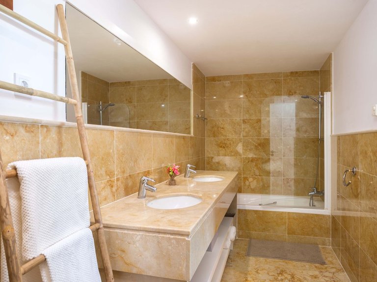 Apartment for Sale in Altos De Los Monteros, Malaga 22