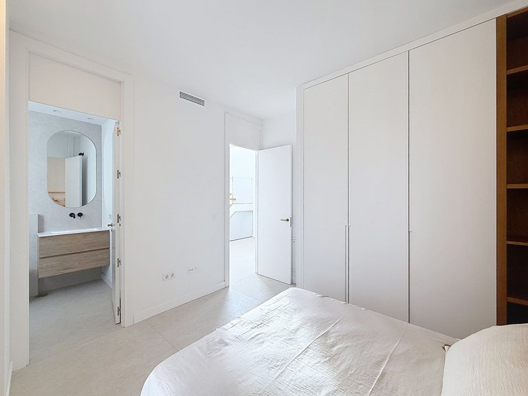 Villa for Sale in Málaga, Malaga 14