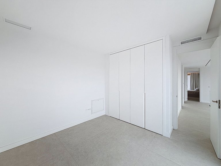Villa for Sale in Málaga, Malaga 25