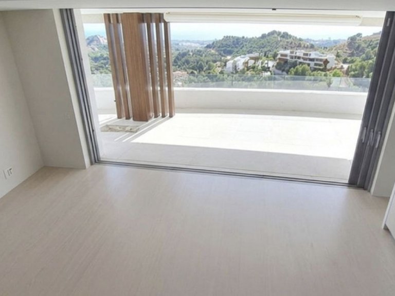 Apartment for Sale in Costa del Sol Benahavís, Malaga 11