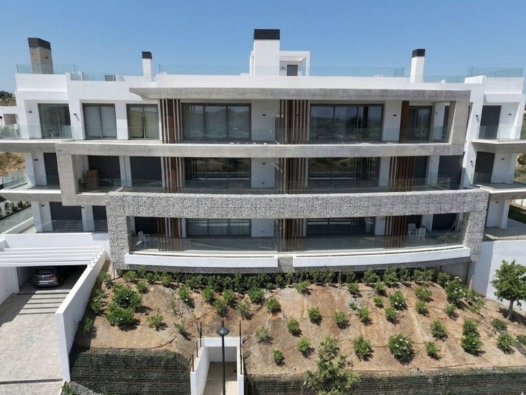 Apartment for Sale in Costa del Sol Benahavís, Malaga 2