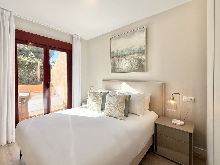 Apartment for Sale in Benahavís, Malaga 10