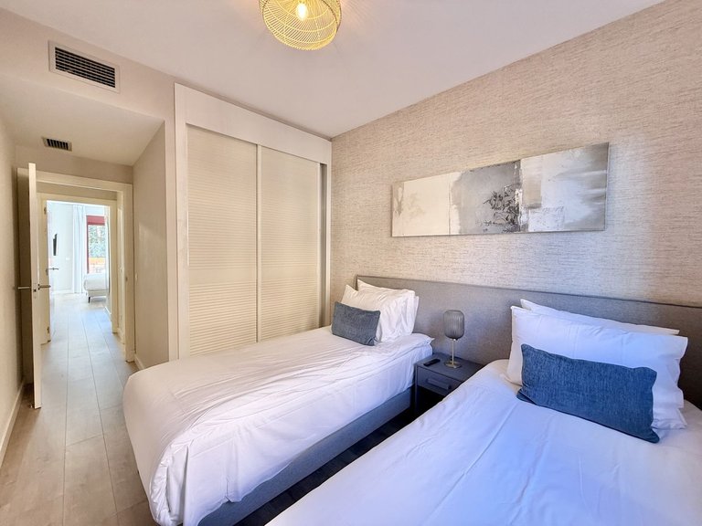Apartment for Sale in Benahavís, Malaga 15