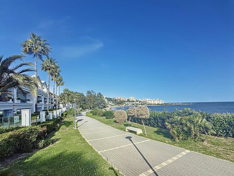 Apartment for Sale in Estepona, Malaga 3
