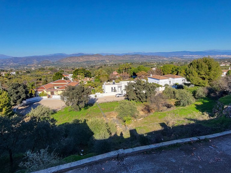 Plot for Sale in Alhaurín El Grande, Malaga 2