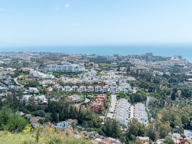 Apartment for Sale in Costa del Sol, Benalmadena Pueblo, Malaga 18