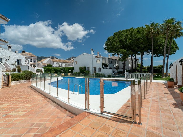 Apartment for Sale in Costa del Sol, Benalmadena Pueblo, Malaga 24