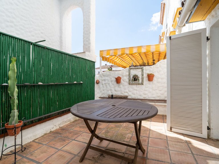 Apartment for Sale in Costa del Sol, Benalmadena Pueblo, Malaga 5