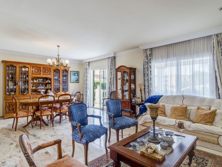 Villa for Sale in Marbella, Malaga 15
