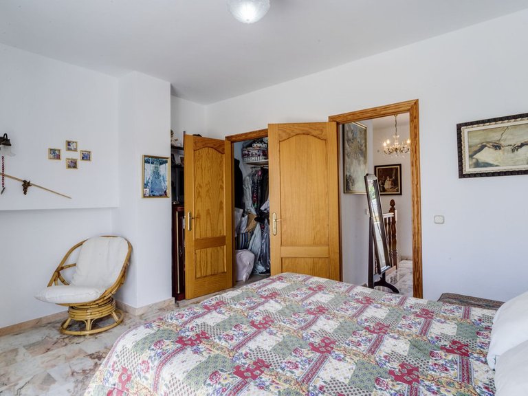 Villa for Sale in Marbella, Malaga 26