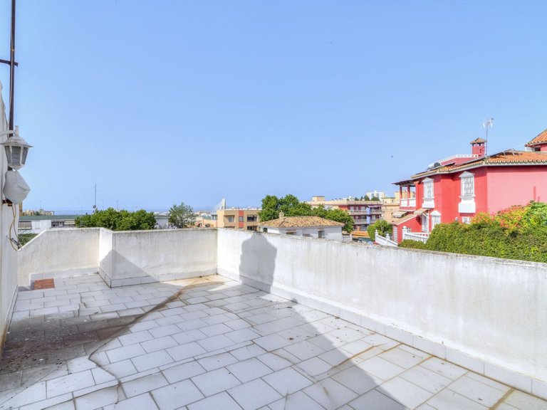 Villa for Sale in Marbella, Malaga 28