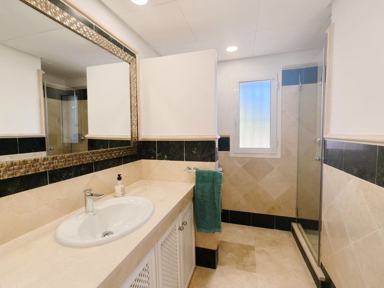 Villa for Sale in San Roque Club, Cadiz 12