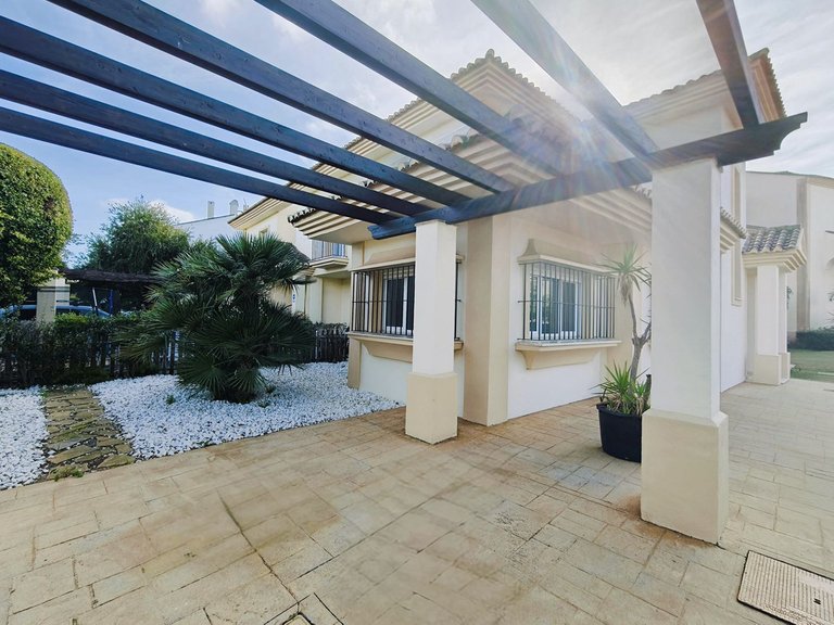 Villa for Sale in San Roque Club, Cadiz 26