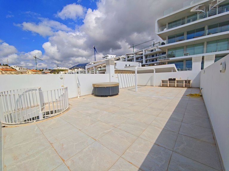 Apartment for Sale in Higueron, Malaga 19
