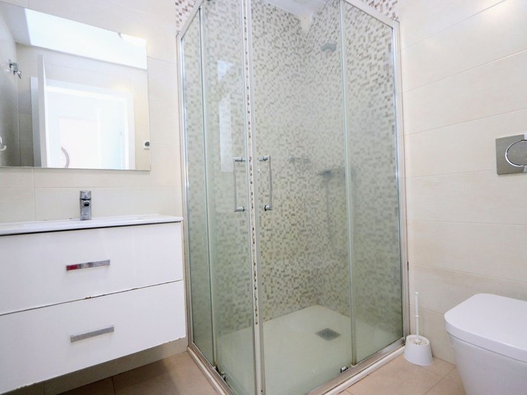 Apartment for Sale in Lomas De Cabo Roig, Alicante 17
