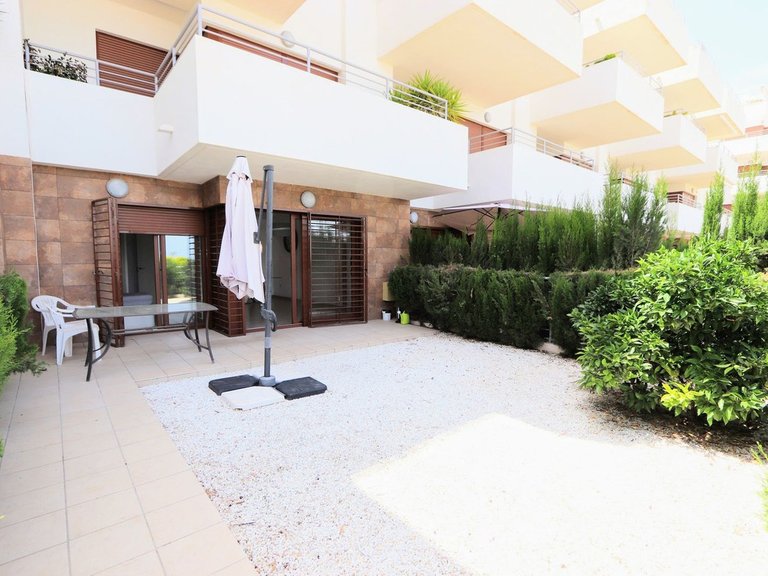 Apartment for Sale in Lomas De Cabo Roig, Alicante 24