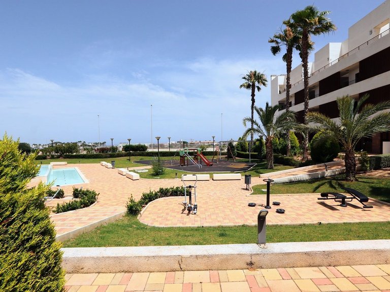 Apartment for Sale in Lomas De Cabo Roig, Alicante 27