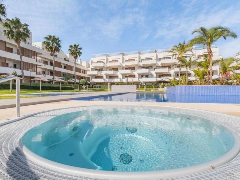 Apartment for Sale in Lomas De Cabo Roig, Alicante 30