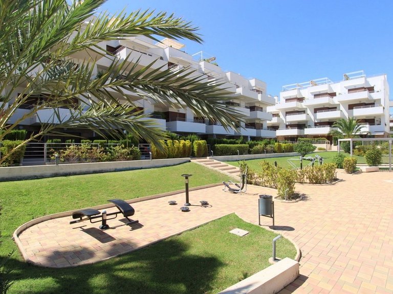 Apartment for Sale in Lomas De Cabo Roig, Alicante 6