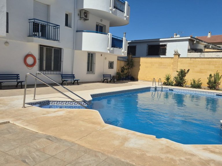 Villa for Sale in Los Boliches, Malaga 15