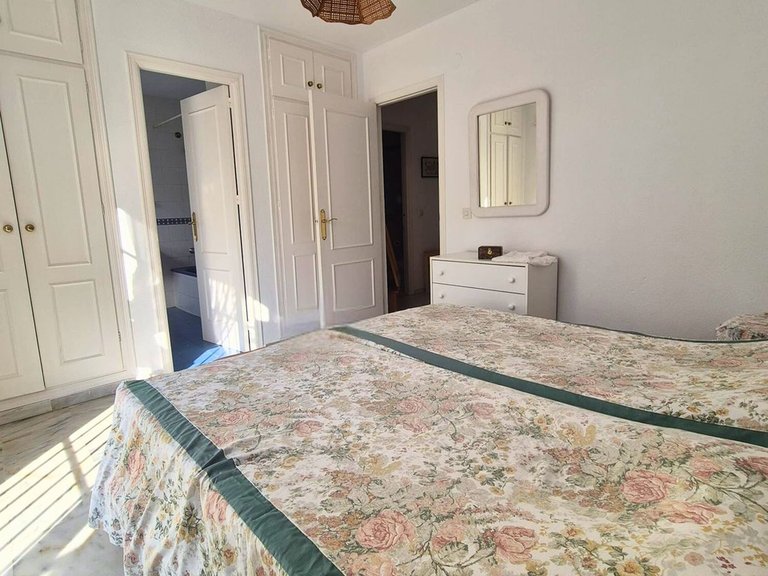 Villa for Sale in Los Boliches, Malaga 19