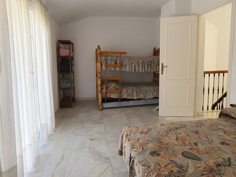 Villa for Sale in Los Boliches, Malaga 35