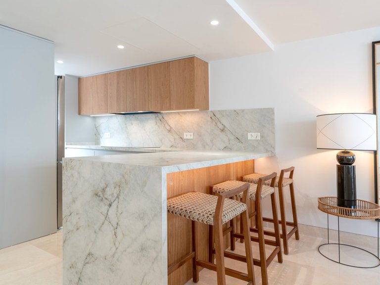 Villa for Sale in The Golden Mile, Malaga 14