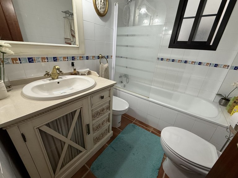 Apartment for Sale in Los Boliches, Malaga 17