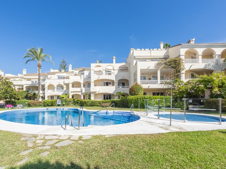 Apartment for Sale in Estepona, Malaga 1
