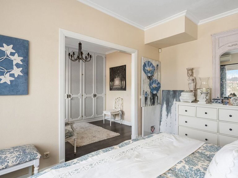 Villa for Sale in Nueva Andalucía, Malaga 14