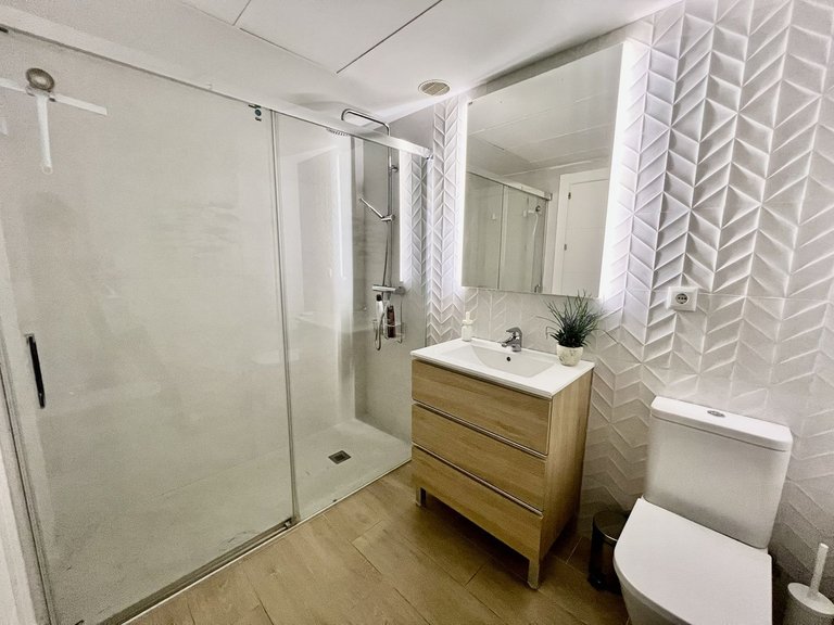 Apartment for Sale in Benalmadena, Malaga 14