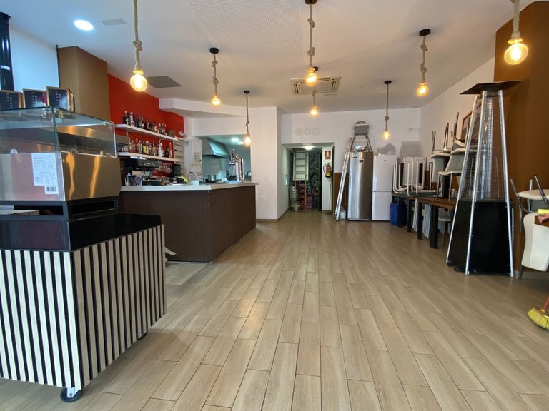 Commercial for Sale in Fuengirola, Malaga 4