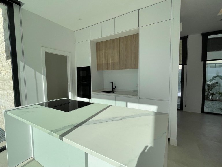 Villa for Sale in Estepona, Malaga 10