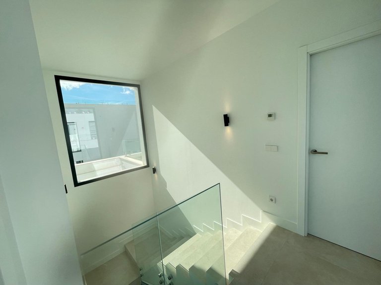 Villa for Sale in Estepona, Malaga 24