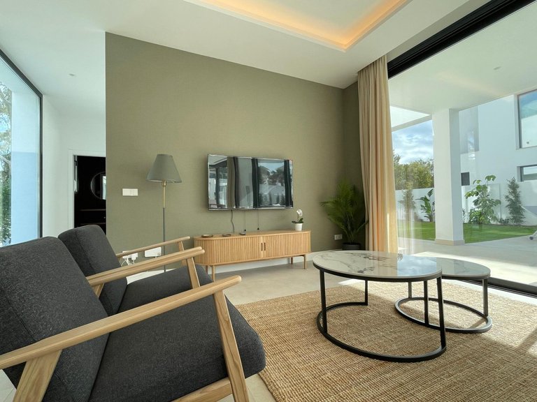 Villa for Sale in Estepona, Malaga 6