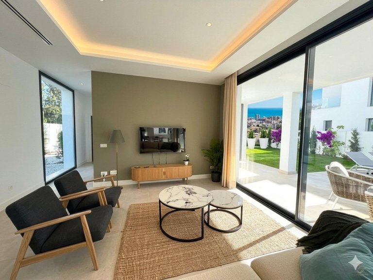 Villa for Sale in Estepona, Malaga 7