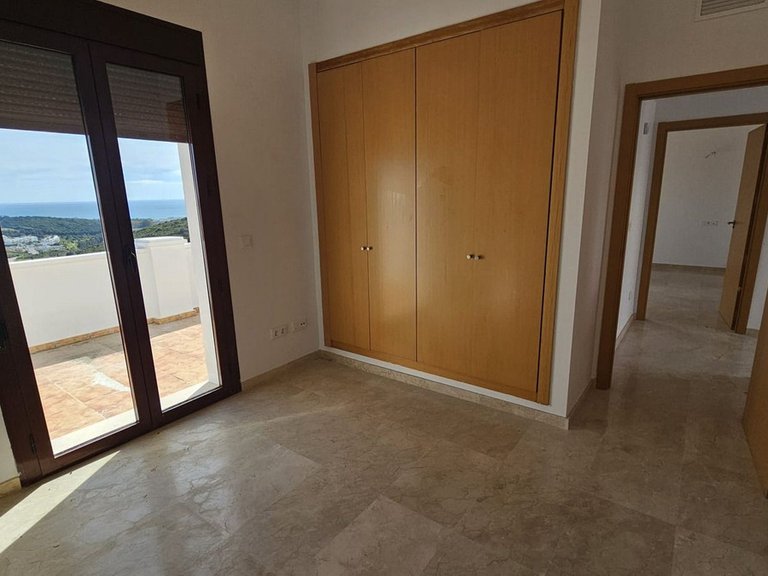 Villa for Sale in Doña Julia, Malaga 14