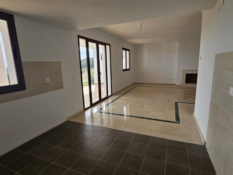 Villa for Sale in Doña Julia, Malaga 19