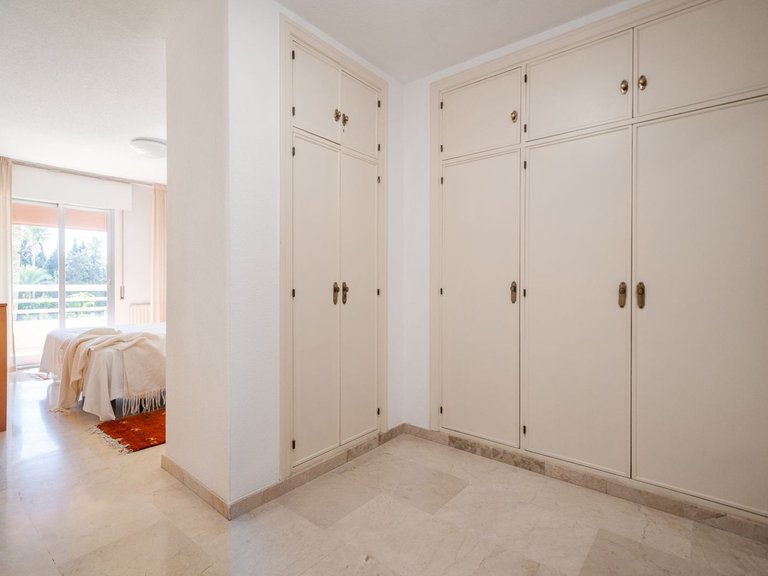 Apartment for Sale in Marbella, Malaga 19