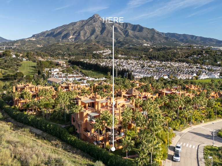 Apartment for Sale in Nueva Andalucía, Malaga 32