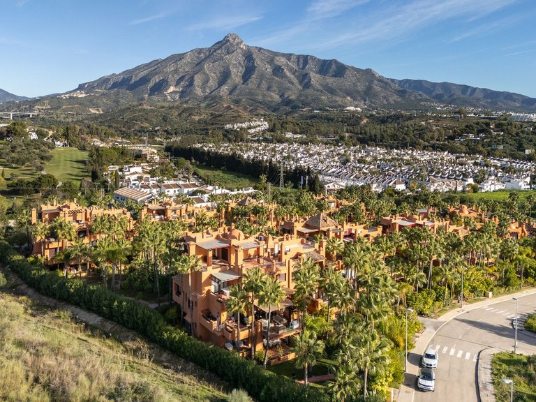 Apartment for Sale in Nueva Andalucía, Malaga 34