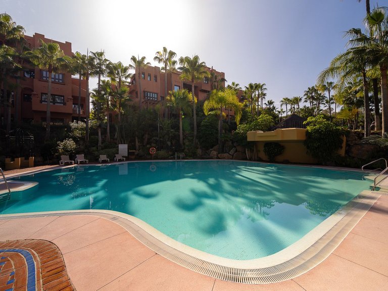 Apartment for Sale in Nueva Andalucía, Malaga 37