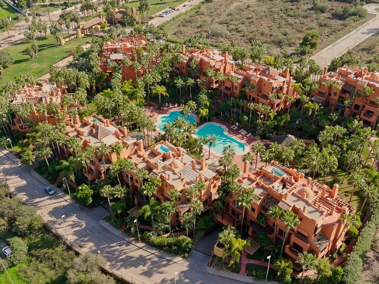 Apartment for Sale in Nueva Andalucía, Malaga 47