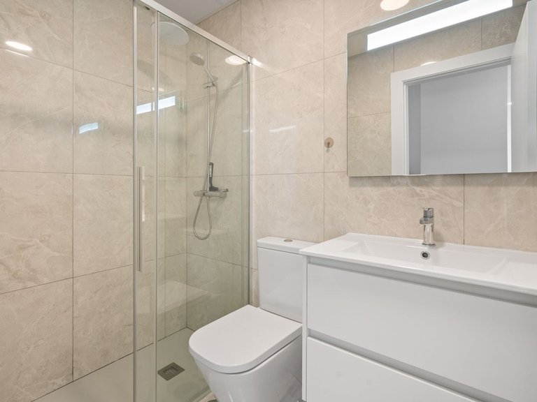 Apartment for Sale in Fuengirola, Malaga 14
