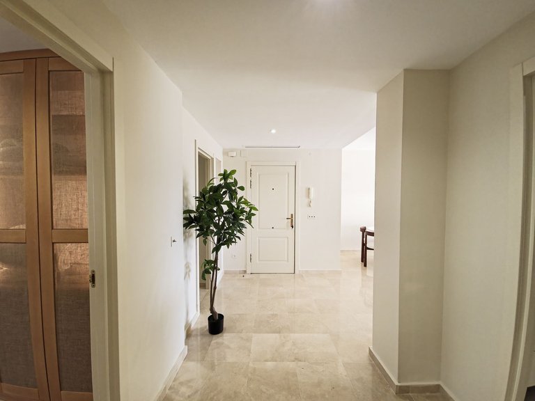 Apartment for Sale in Benahavís, Malaga 15