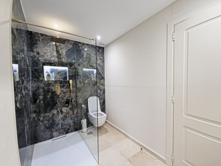 Apartment for Sale in Benahavís, Malaga 21
