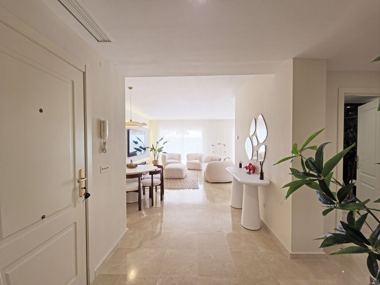Apartment for Sale in Benahavís, Malaga 24