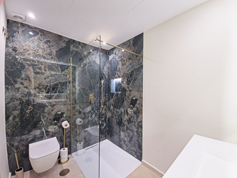 Apartment for Sale in Benahavís, Malaga 29