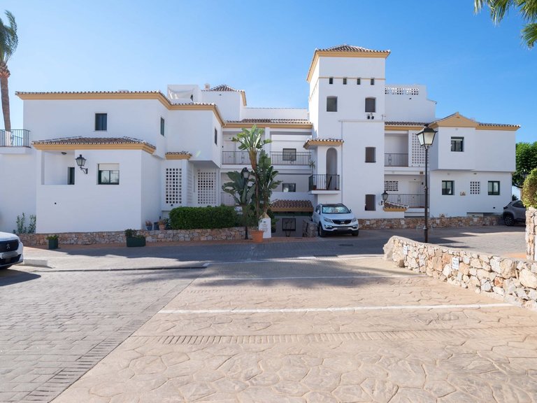 Apartment for Sale in Alhaurin Golf, Malaga 18